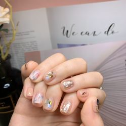 -米小兔美甲美睫