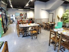 大堂-广之味烧烤海鲜砂锅粥