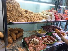 -Bánh Mì Huynh Hoa