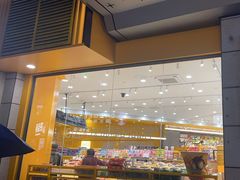 -三只松鼠国民零食(杭州萧山万象汇店)