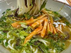-百春原湖南牛肉粉(百联世纪店)