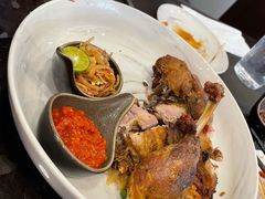 巴厘岛脏鸭餐-THE PAWON·8碗(古北SOHO店)