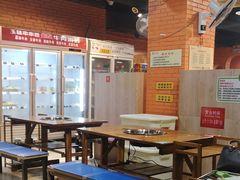 大堂-成都玉林串串香火锅(三八店)