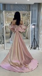 -台湾蔡美月婚纱租赁