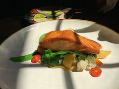 -SISTERS BAR RESTAURANT川意酒馆(嘉善老市H楼店)