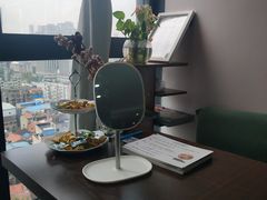 -ME觅妆·定制美妆·彩妆私教(菱角湖店)