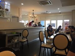 -Nadeje(Plaza Mahkota)