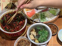 -怪噜范·老贵阳街头名小吃(鸿通城店)