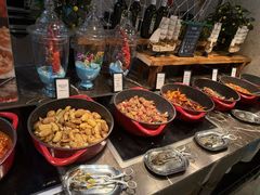 -广州万富希尔顿酒店·感趣自助餐厅·金秋蟹宴生蚝海鲜刺身