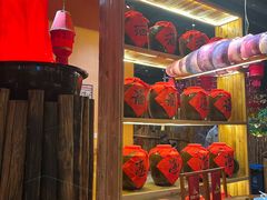 -老滇山寨•云南特色菜•地方菜•民族风情歌舞表演(金碧店)