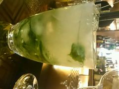 android_upload_pic-Whisper Bar 