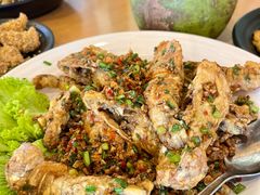 -大树下海鲜饭店