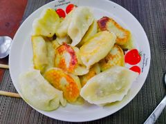 -丽虹云南过桥米线(兴工街店)