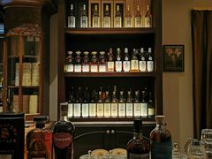 -DM Distiller & Mixologist Whisky Cocktail Bar