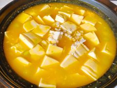 石锅蟹粉豆腐煲-海湾壹品·粤菜·早茶·烤鸭(拱北店)