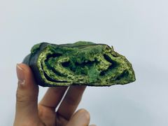 双层抹茶奶酥碱水棒-天井·丑面包搭咖啡