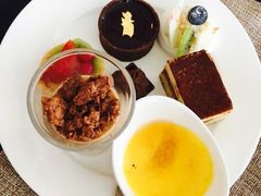 -圣丰索菲特·2 On 988 Café 自助餐厅