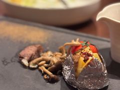 -恰餐厅及酒吧 CHAR Bar & Grill (北京丽都皇冠假日店)