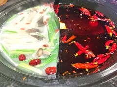 宽板凳菌汤鸳鸯锅-宽板凳老灶火锅(南礼士路店)