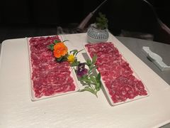 -左庭右院鲜牛肉火锅黑金店(陆家嘴中心店)