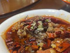 -东口码头·烧鸽子·鱼头泡饼·地方菜(金鹰悦城店)