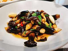 -半山腰·云南菜(侨福芳草地店)