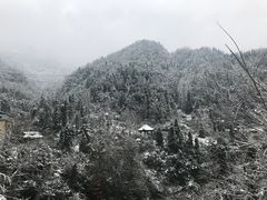-钟鼎寺