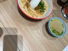 -小杨生煎(南汇欧尚店)