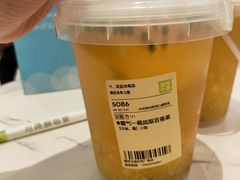 霸气凤梨-奈雪的茶(石厦时代广场店)