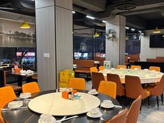 -鑫悦楼煎蟹·16年海鲜大排档