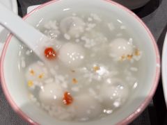 红酒酿汤团-望乡楼上海菜(日月光店)