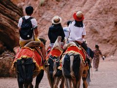 -天山神秘大峡谷