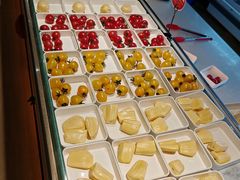 -涨巢·潮玩水疗局