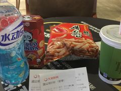 -大地影院(上海南汇店)