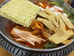 -喇喇排骨火锅·传统韩式脊骨汤(望京西园总店)