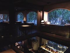 -穹六人间 people 6(岳阳路店)