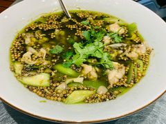 -姜君·千岛湖鱼头馆(浦东大道店)