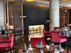 -粤尚腾香居中餐厅(首都机场希尔顿店)
