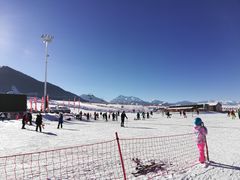 -丝绸之路山地度假区滑雪场