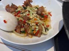-阿瓦山寨·湘菜现炒·剁椒鱼头王(咸阳总店)