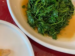 -侬佳蒸菜馆(听潮店)