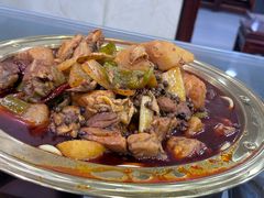 -牛一嘴·兰州牛肉面·大盘鸡(财富中心店)