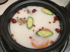 -钢管厂五区小郡肝串串香火锅(梅川路店)