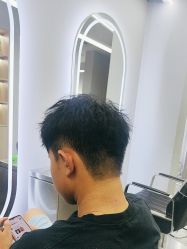 -D.G造型·烫发染发接发