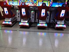 -嗨翻Hi-Fun竞技主题乐园·蹦床团建生日轰趴(荆川 国光1937店)