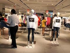 -ZARA(万达广场二七店)