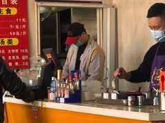 -洪峰浩老北京烧饼夹肉(角门路店)