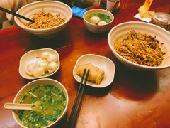 松毛汤包-佬钱湾仔(衣裳街店)