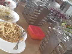 -荣誉国际酒店-云顶旋转餐厅