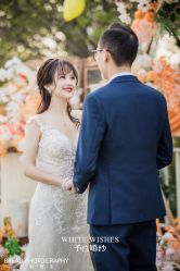 -予白婚纱礼服馆